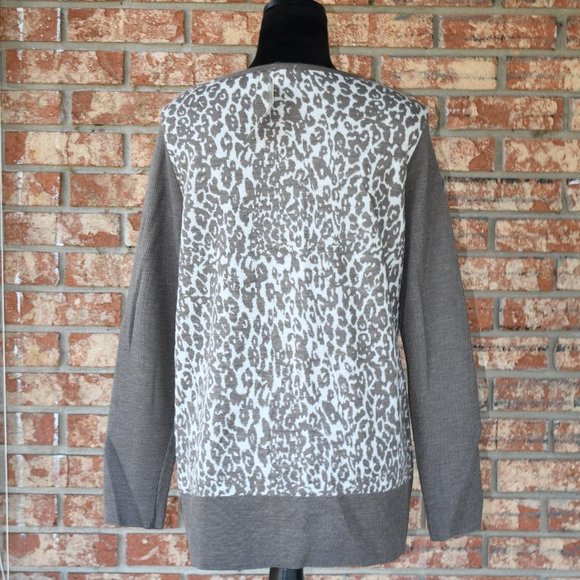 CHICO'S Sweater - Picture 5 of 7